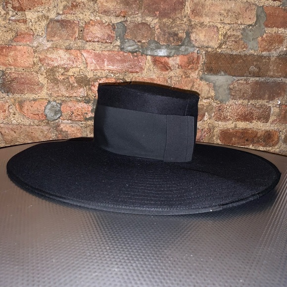 Marc Jacobs large boater hat - Picture 2 of 6